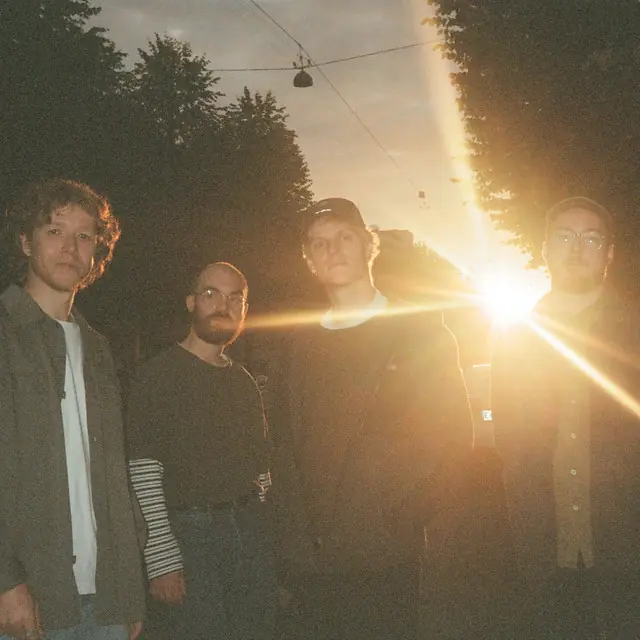 DEMERSAL + SALVER · Musik Loppen, Copenhagen