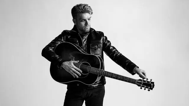 Jacob Dinesen (Solo) — Det Røde Pakhus/Musisk Forening Skælskør, Skælskør