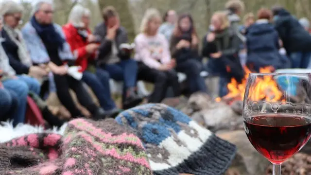 Прогулка с глинтвейном в клубе Womens Hiking Club — Store Hareskov, Hareskovby