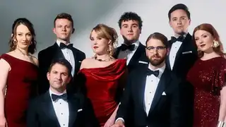 VOCES8 & Pétur Sakari - Christmas Carols