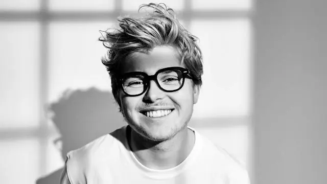 Koncert med Thomas Meilstrup — Kulturcaféen i Helsinge, Helsinge