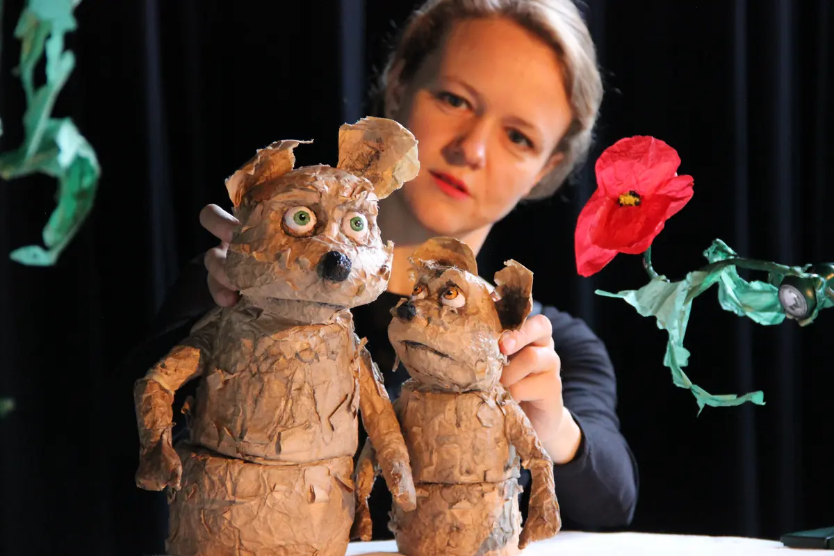 Dagtilbud: Teater Ava: Frederik — Svendborg Bibliotek, Svendborg
