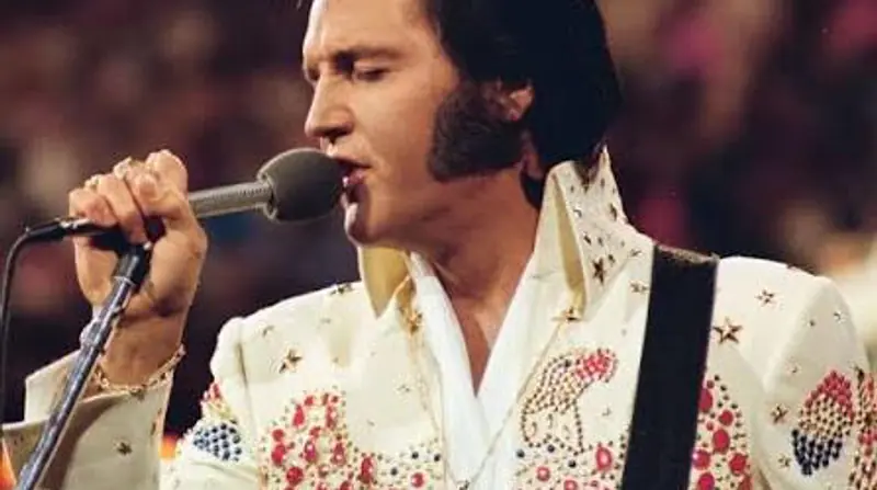 A Musical History of Elvis Presley — Bos Trafikskole, Frederikssund