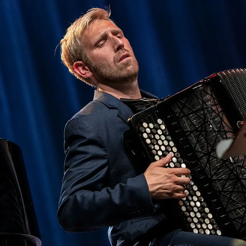 Accordeonisten Bjarke Mogensen — Kulturhuset Nødebo Kro, Fredensborg
