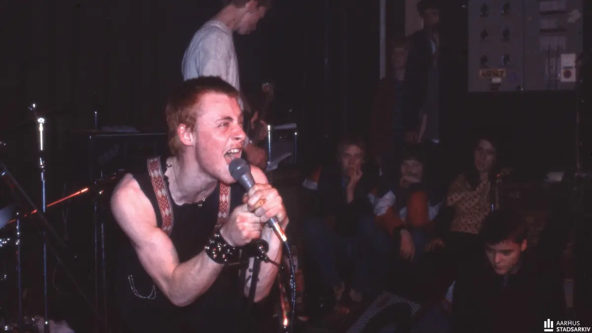 Art Hour - Punk i Smilets By — ARoS - Auditorium, Niveau 3, Aarhus