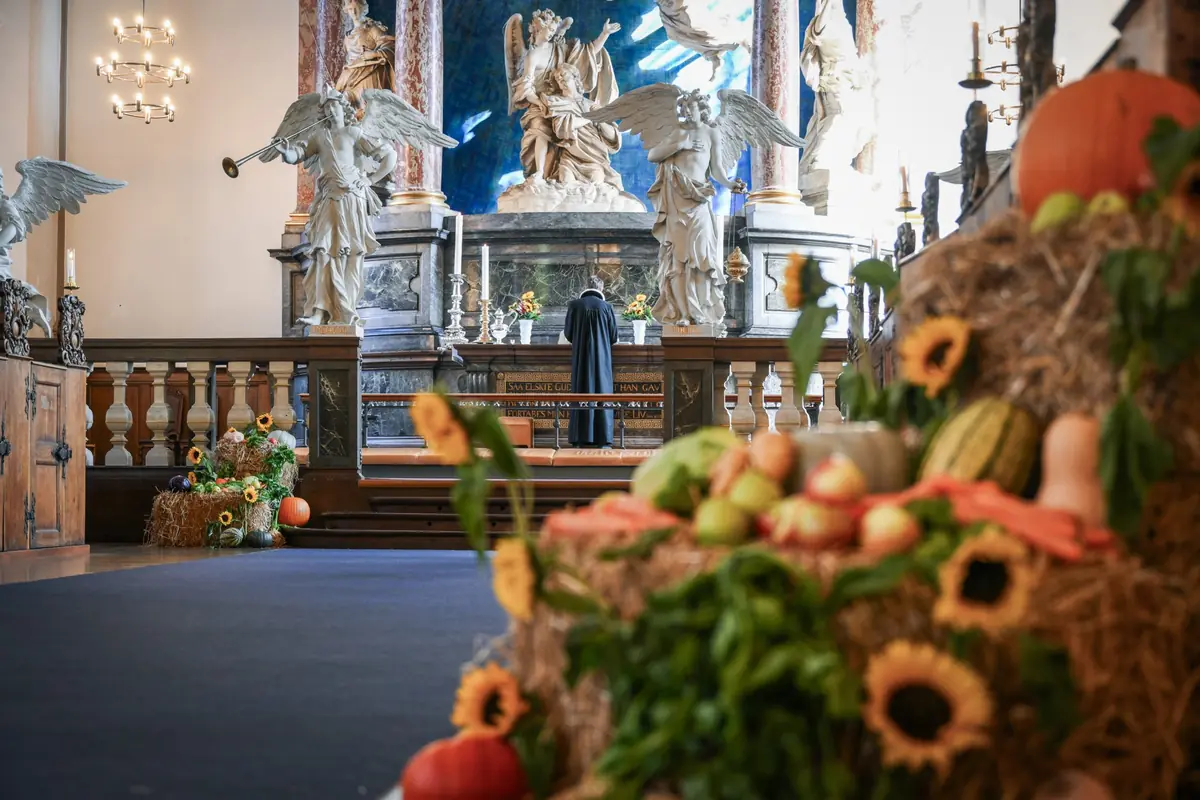 Høstgudstjeneste V/Lars Sandbeck — Vor Frelsers Kirke, København