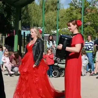 Opera på Legepladsen