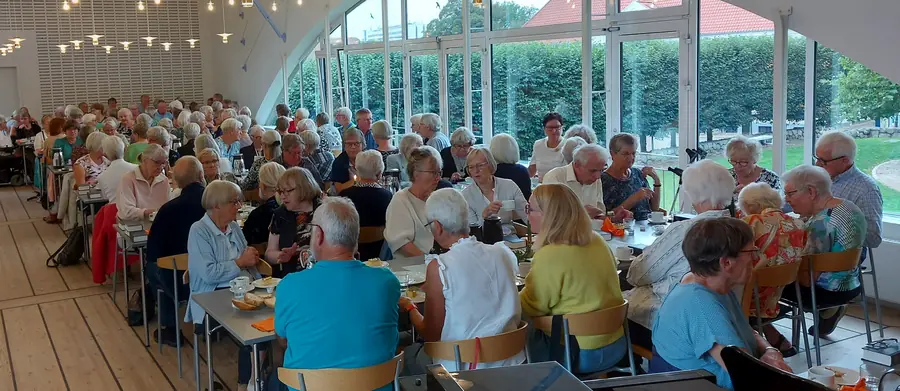 Højskoleeftermiddag - Biskop emeritus Karsten Nissen — Festsalen i sognegården, Viborg