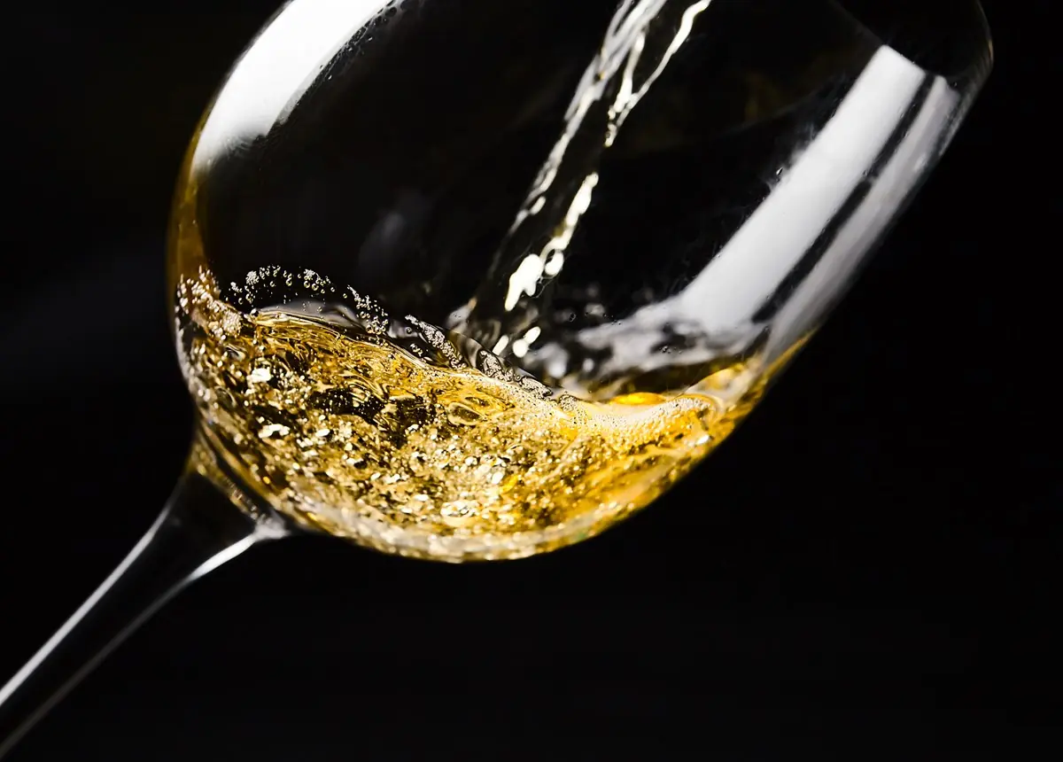 Learn All About 10 White Grape Varieties (November) — Winelab Academy, Aarhus