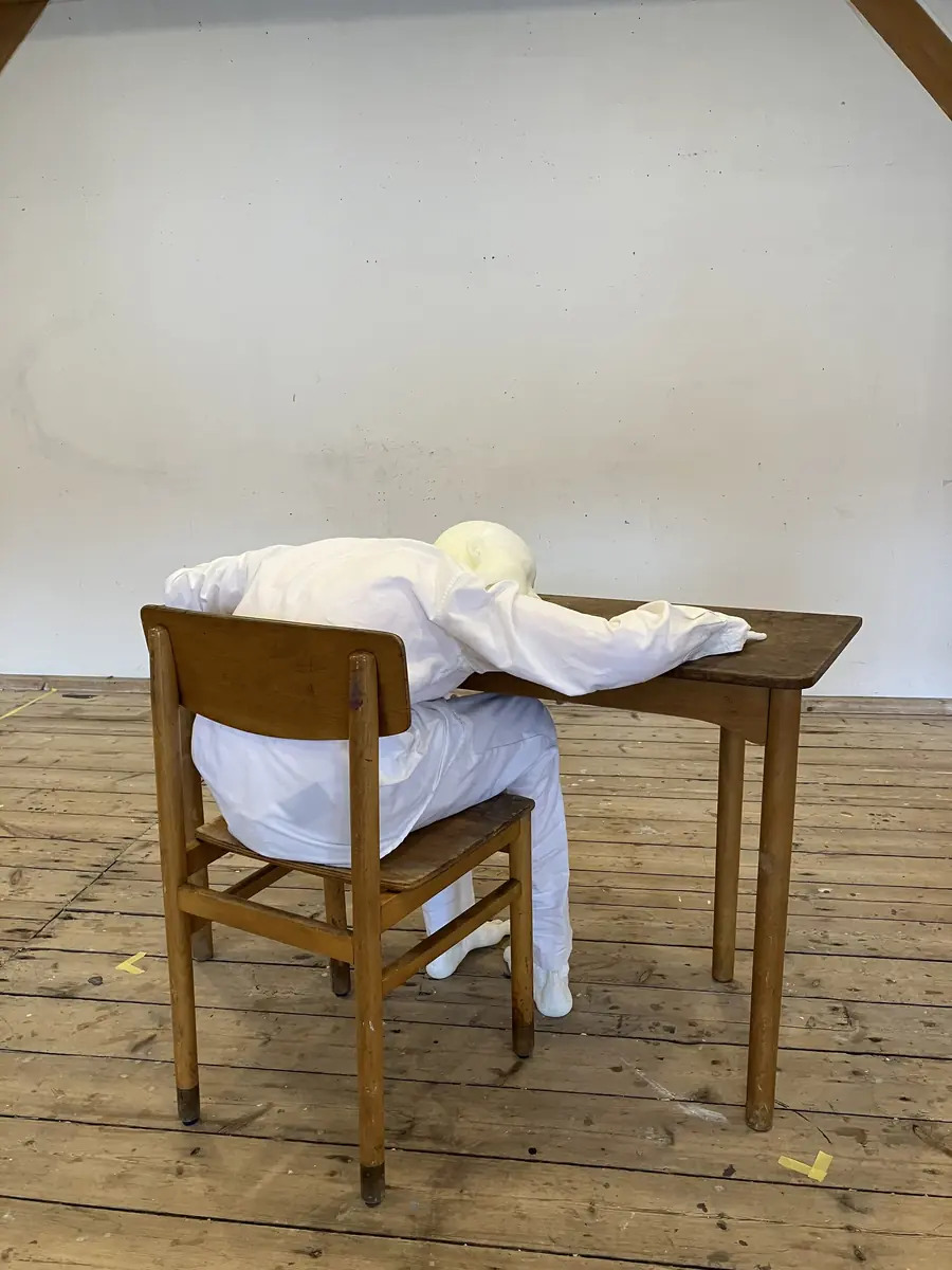 Maskinen, der voksede sig for stor, og den syngende gartner - af sam derounian — Sophienholm Kunsthal, Kongens Lyngby