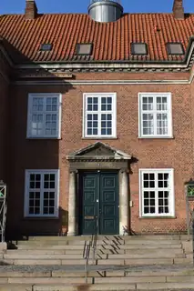 Spraglede herremandshaner på stand