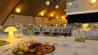 Mortensaften med fællesspisning og vinsmagning