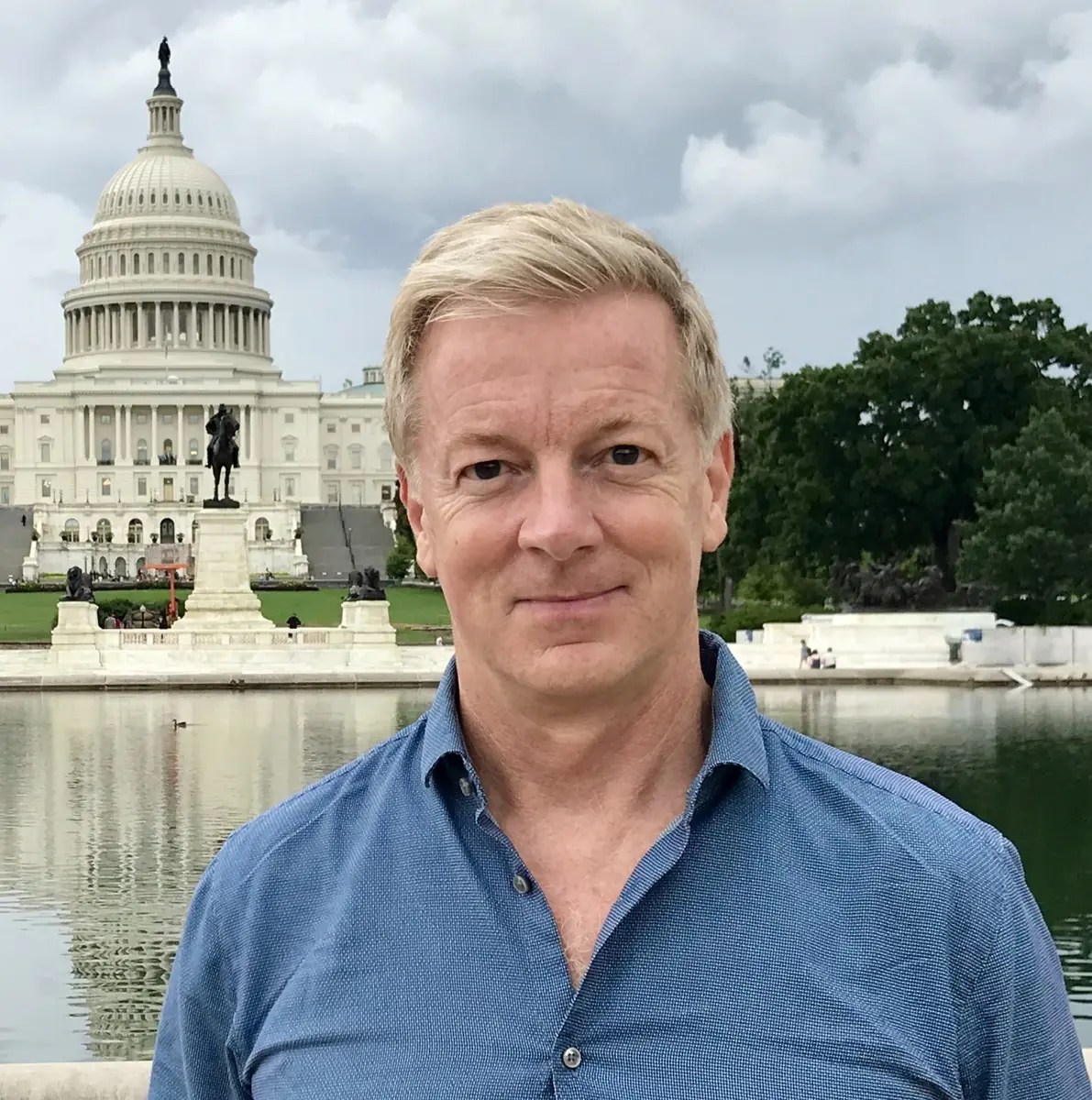 В эпицентре бури: Трамп, власть и мы — Billund Bibliotek, Биллунн