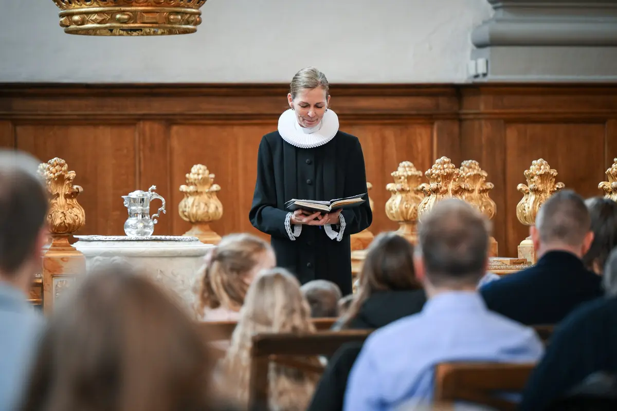 International music service /International musikgudstjeneste v/Susanne Møller Olsen — Vor Frelsers Kirke, København