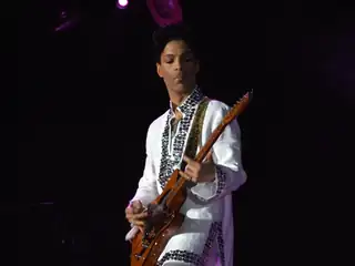 10 år senere - stemmerne lever videre: Prince