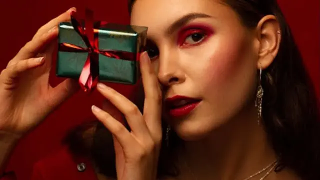 Christmas & New Year Makeup Masterclass — LEGACY BEAUTY, Copenhagen