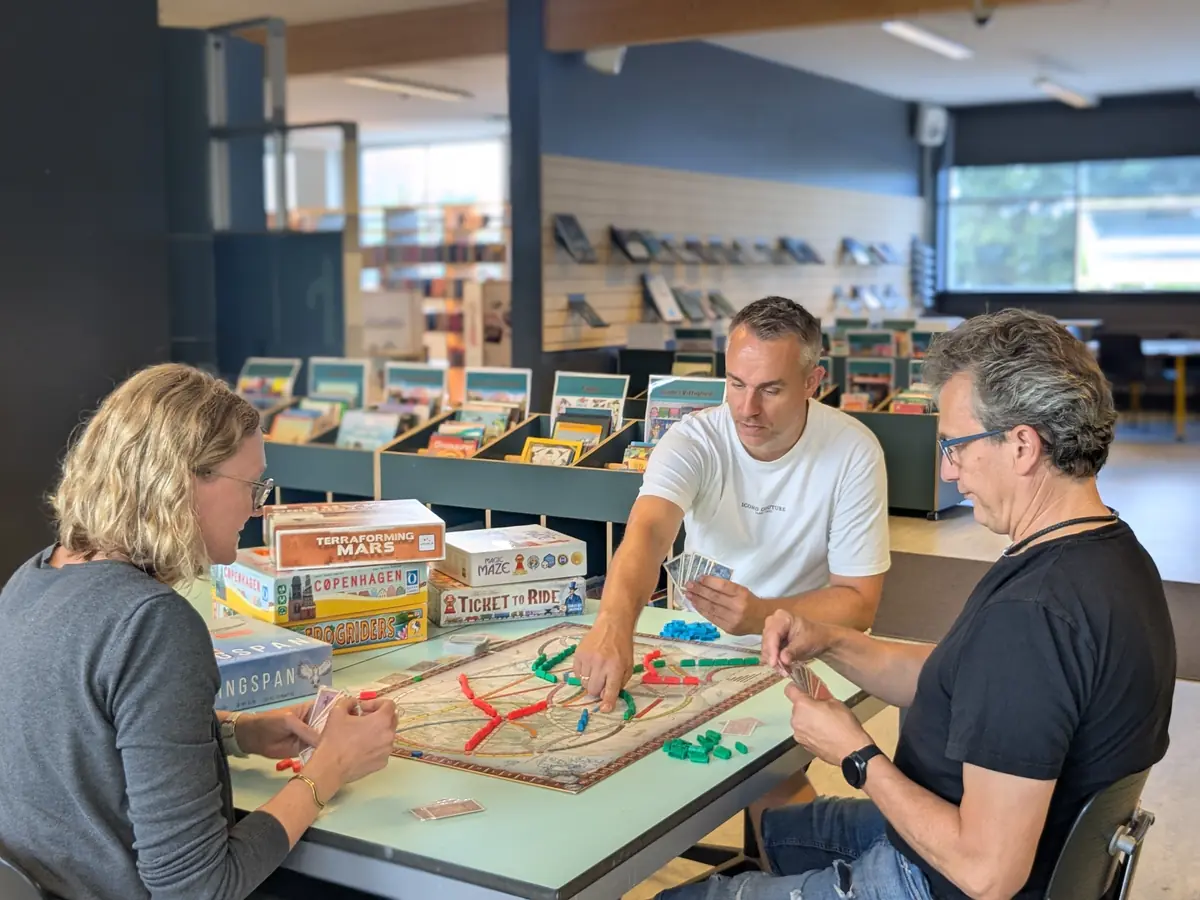 Brætspilscafé på Helsinge Bibliotek — Helsinge Bibliotek, Helsinge