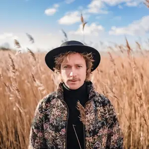 Mads Mathias
