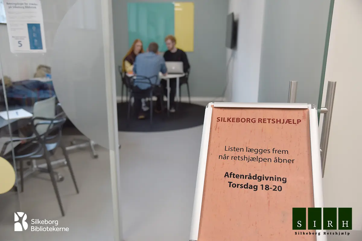 Gratis retshjælp v. Silkeborg Retshjælp — Silkeborg Bibliotek, Silkeborg