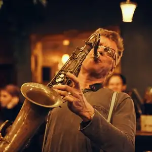 Fredrik Lundin
