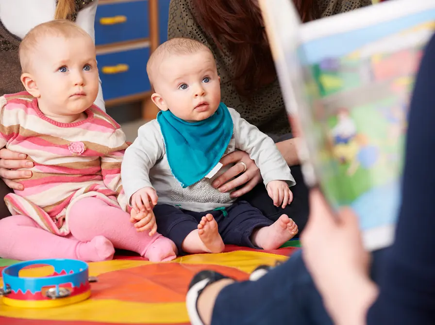 Maternity Café: Books and Parental Leave — Jyllinge Bibliotek, Jyllinge