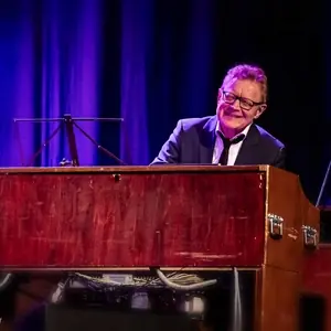 Kjeld Lauritsen — Dronning Louise, Esbjerg, Esbjerg