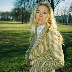 Simone Tang — Godset, Kolding