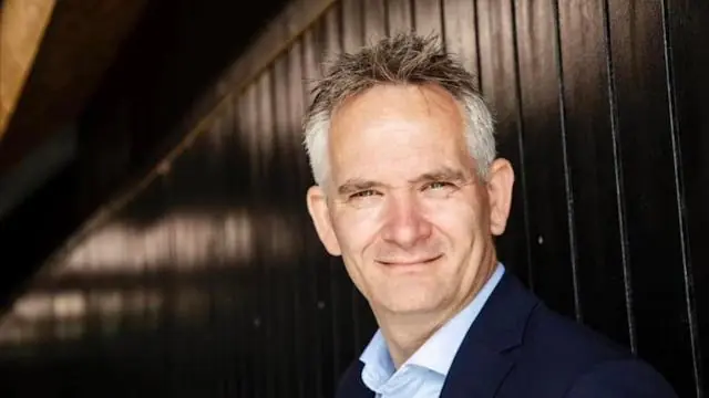 20 oktober Klarsyn i Hjallese forsamlingshus odense i selskab med ånderne og Christian Viborg — Hjallese Kultur & Forsamlingshus Booking, Odense