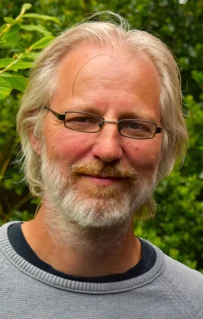 LEJRE FOLKEUNIVERSITET: FOREDRAG: Animisme og shamanisme fra klippekunst til klimakrise · Biblioteket på Lejre Station, Lejre