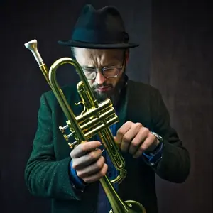 Tomasz Dąbrowski [Individual Beings, Ocean Fanfare, Maluba, FUSK] · Sønderborghus, Sønderborg