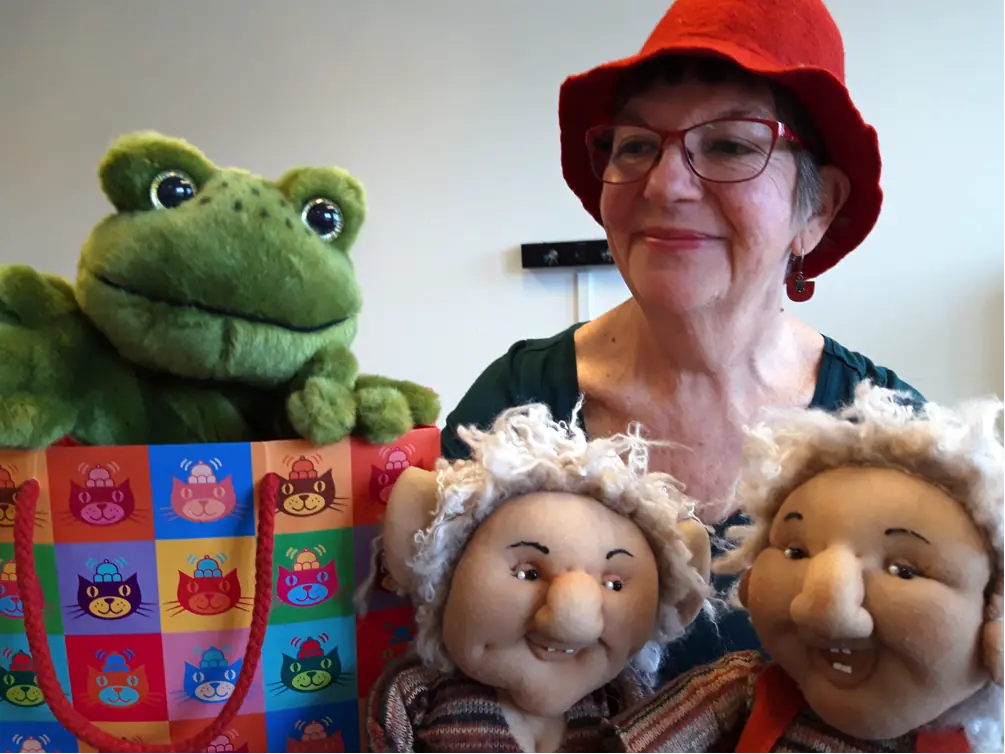 Mette Hansen fortæller eventyr for børnehaver (For de 4-5-årige) · Sundby Bibliotek, København