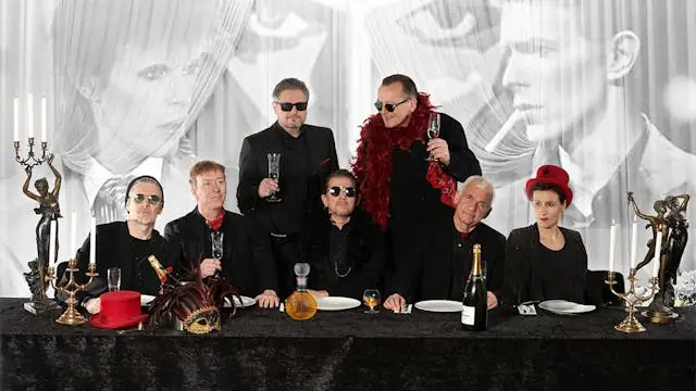 Best of Bowie · Rotationen, Holbæk