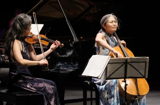 Pop-up Concert: Soo-Jin Hong and Soo-Kyung Hong · Det Kgl. Bibliotek, Copenhagen