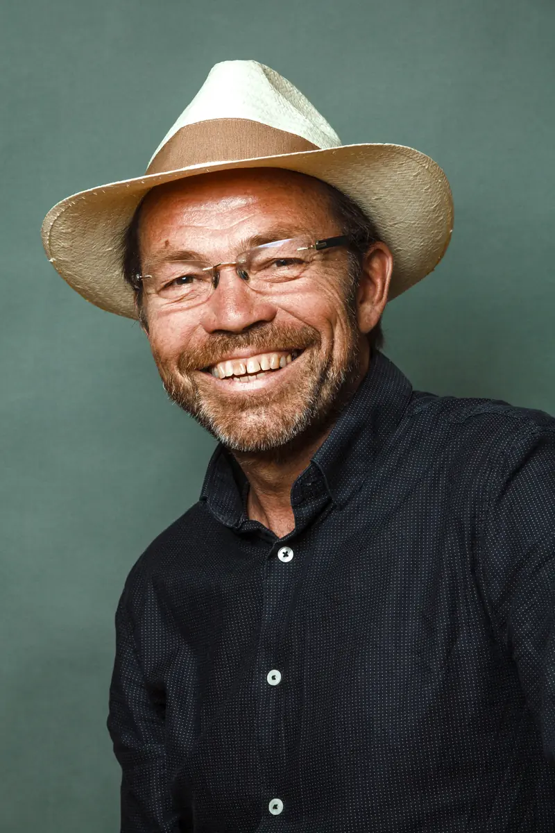 Jeg har ladet mig fortælle v/ Gudmund Rask — Hovedgård Bibliotek, Hovedgård
