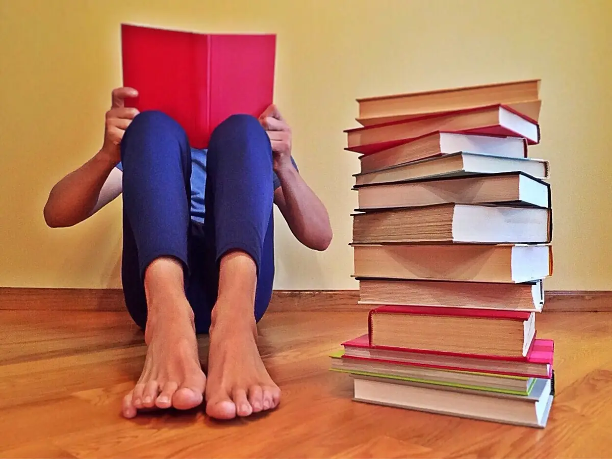 Readathon: 12-hour reading marathon at the library · Horsens Bibliotek, Horsens