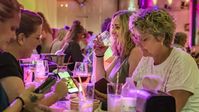 Long Table Dinner · SMEDJEN, Tejn