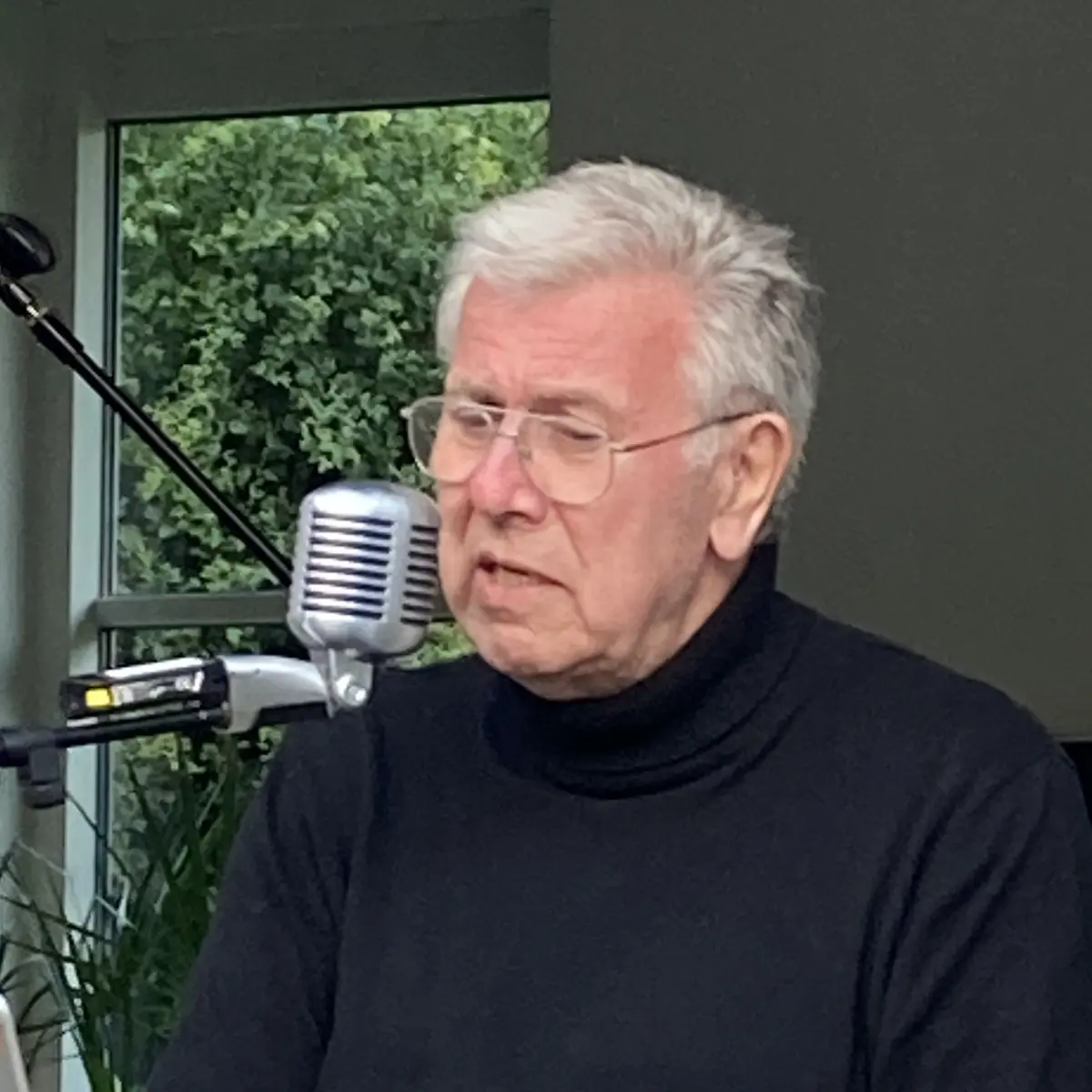 Vom Kokosteppich zu blauen Tönen mit Stefan Rasmussen — Østbirk Bibliotek, Østbirk