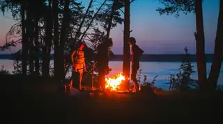 Vild Vinkel invites nature photographers to grill and bonfire gathering at Sølyst Slot