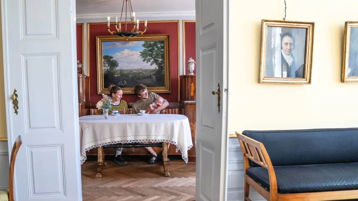 With Baby at the Museum: Morning Coffee and Historic Toys · Skibsklarerergaarden, Helsingør