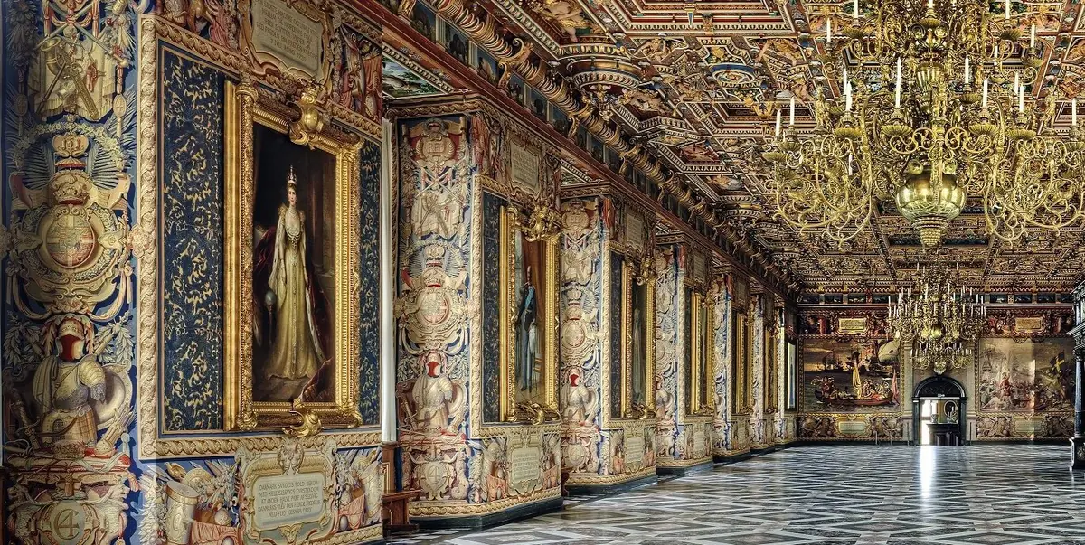 Talk with Tore Leifer: With Emma Paaske and Mette Houlberg Rung · Frederiksborg Slot, Hillerød