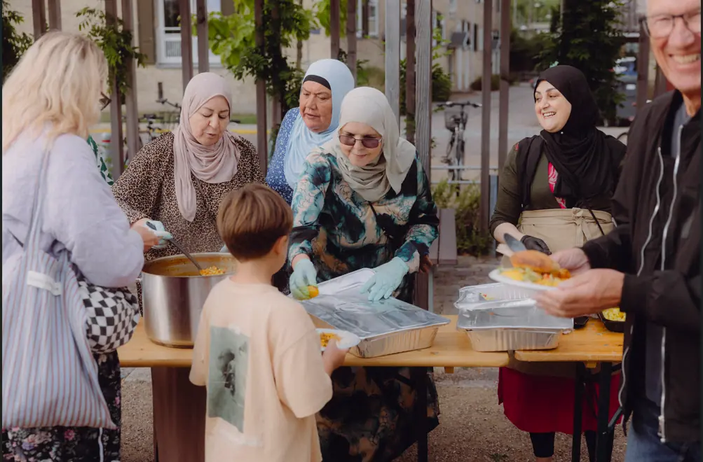 Community Kitchen and Film Screening: 'The Fathers of Tingbjerg' · Vigerslev Bibliotek, Copenhagen
