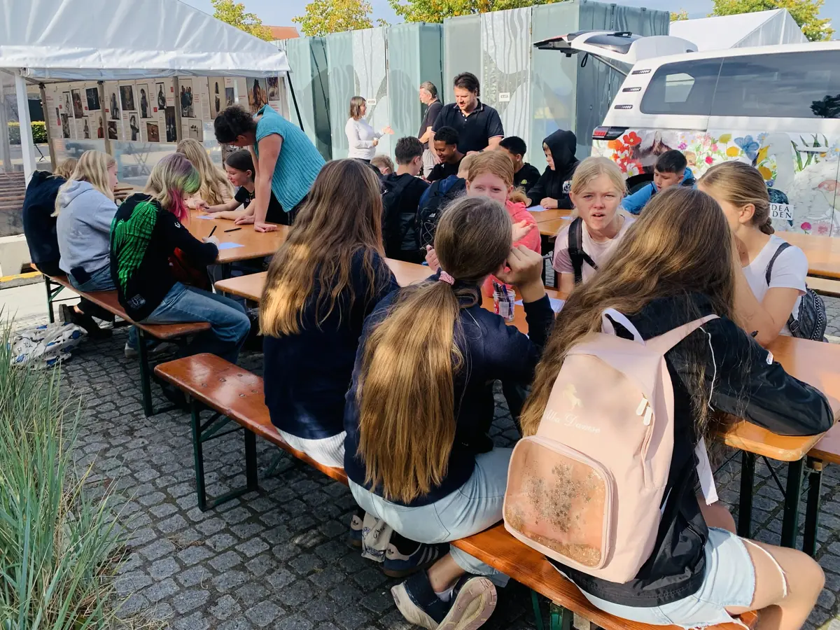 Sæt poesien fri! — Biblioteket på KulturØen, Middelfart