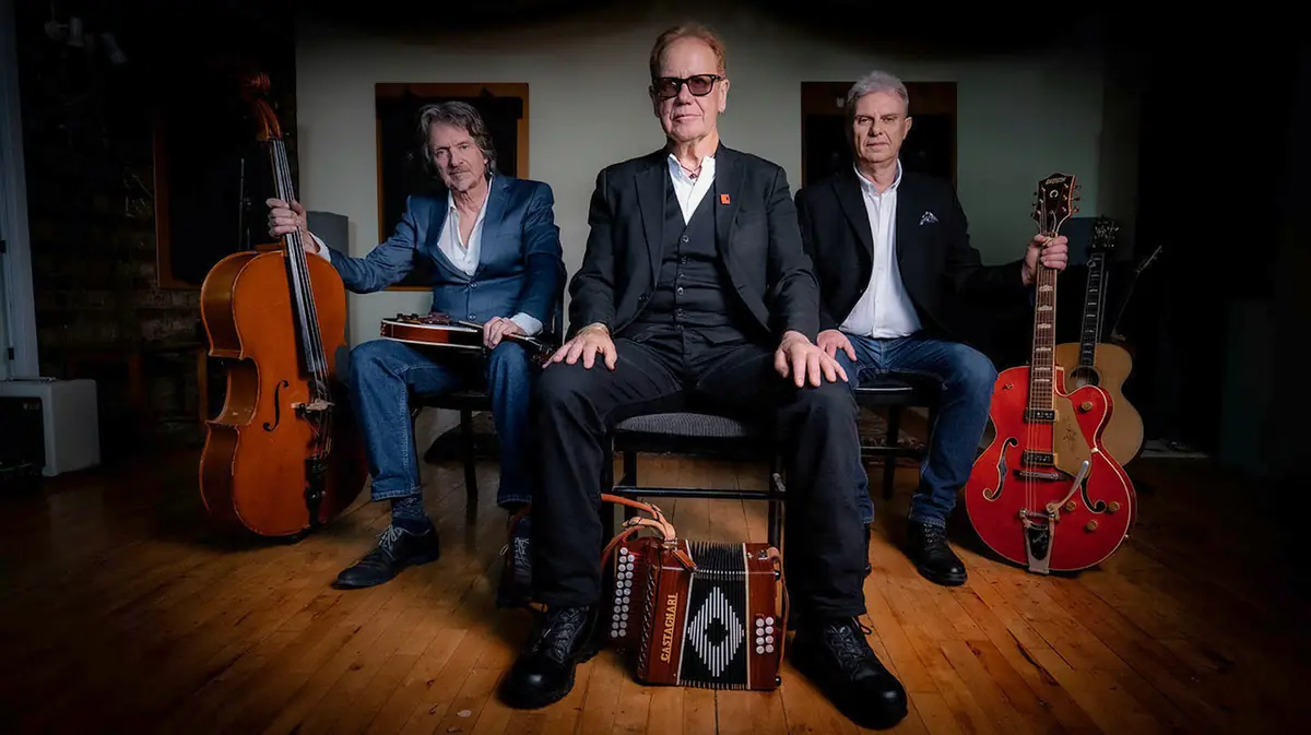 John Jones of OYSTERBAND trio — Månen, Haderslev