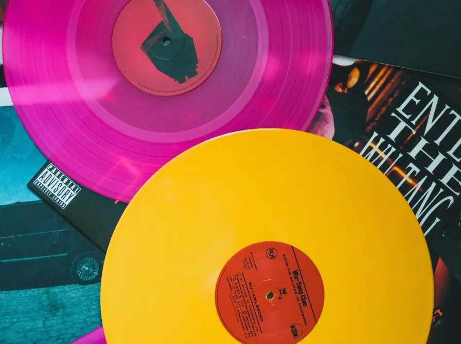 Listening Club: B-sides on Singles — Biblioteket Korsør, Korsør