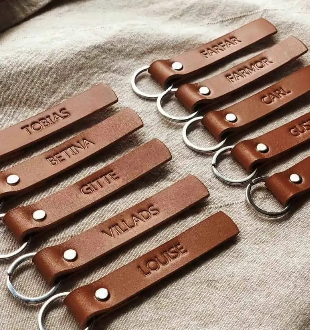Autumn Holiday: Make Your Own Cool Leather Strap - Ages 4-10 · Helsinge Bibliotek, Helsinge