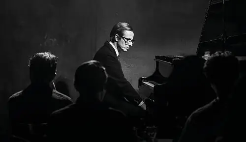 ArtCinema4: Everybody Digs Bill Evans · Kulturcenter Skive, Gårdhaven, Skive
