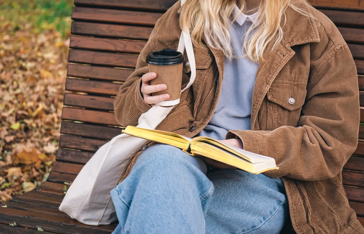 Book Cafe - Book Tips for Great Reading Experiences · Hals Bibliotek, Hals