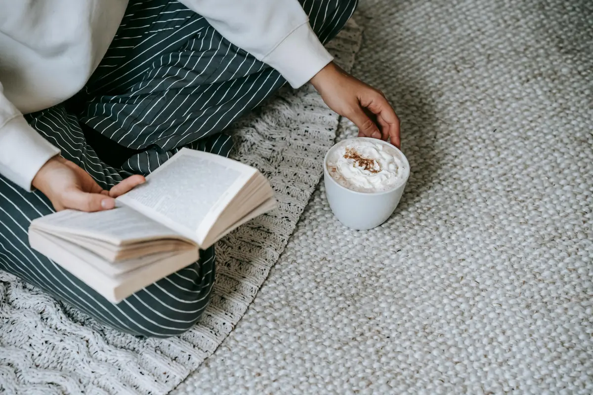 What Should We Read This Winter · Marienhoffskolen, Ryomgård