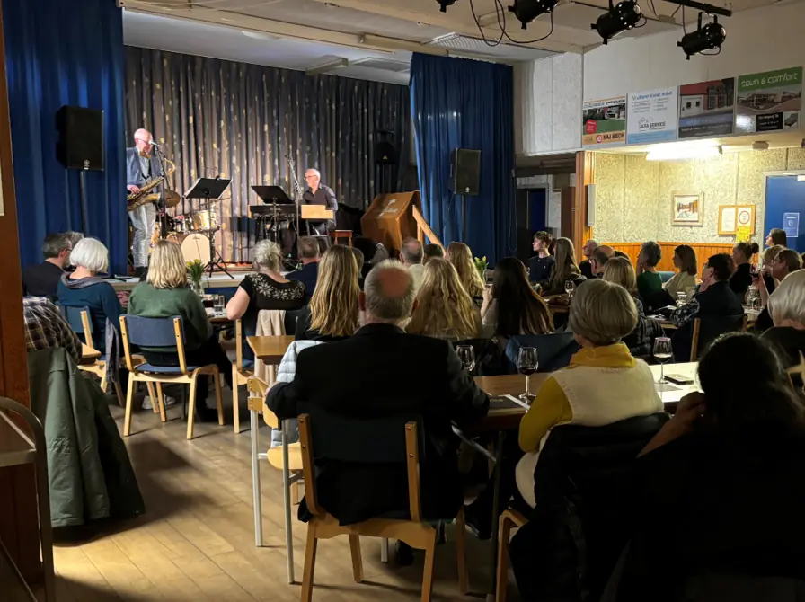 Poesi på en torsdag - nu på en tirsdag — Holstebro Bibliotek, Holstebro