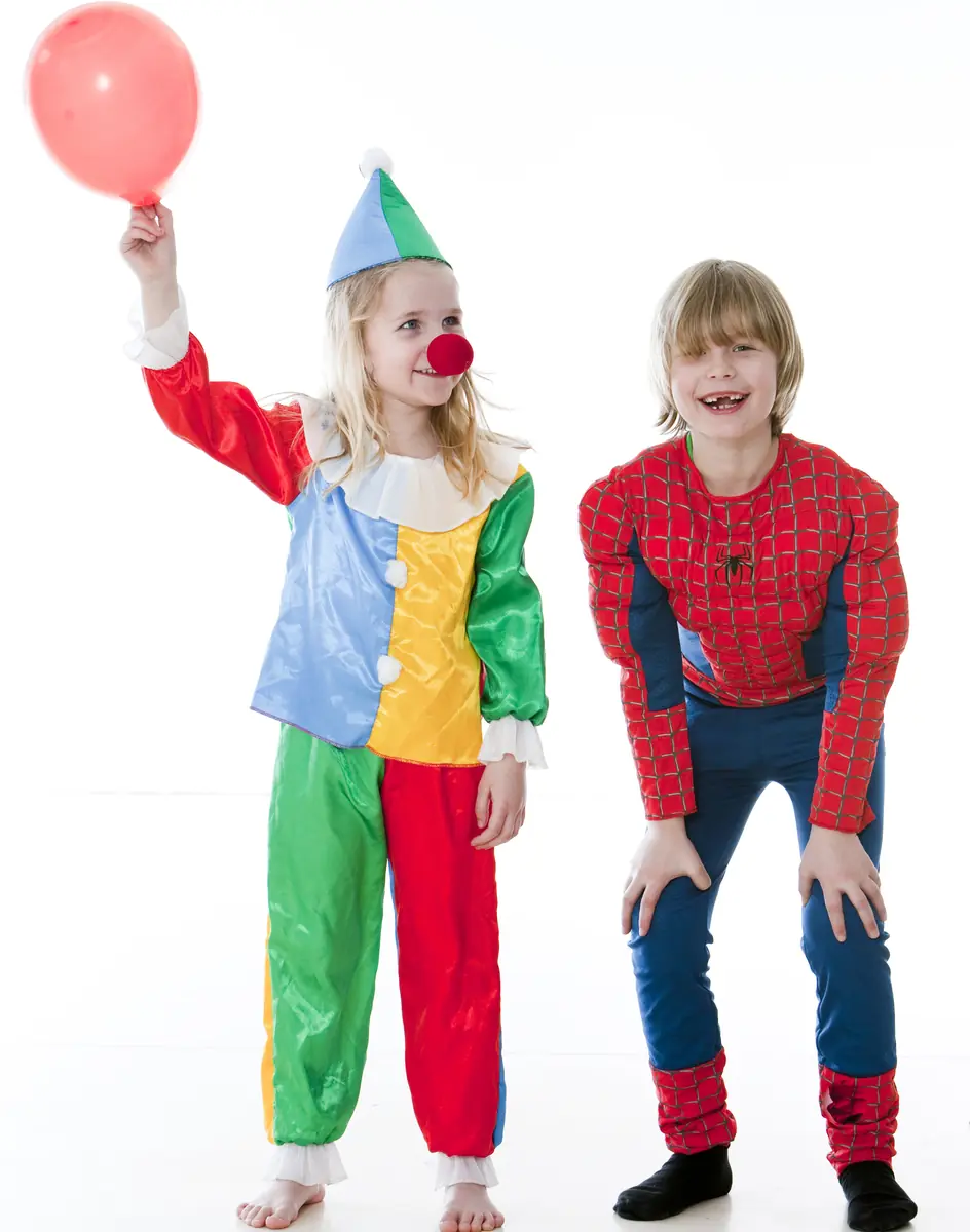 Swap Carnival Costumes · Højby Bibliotek, Odense